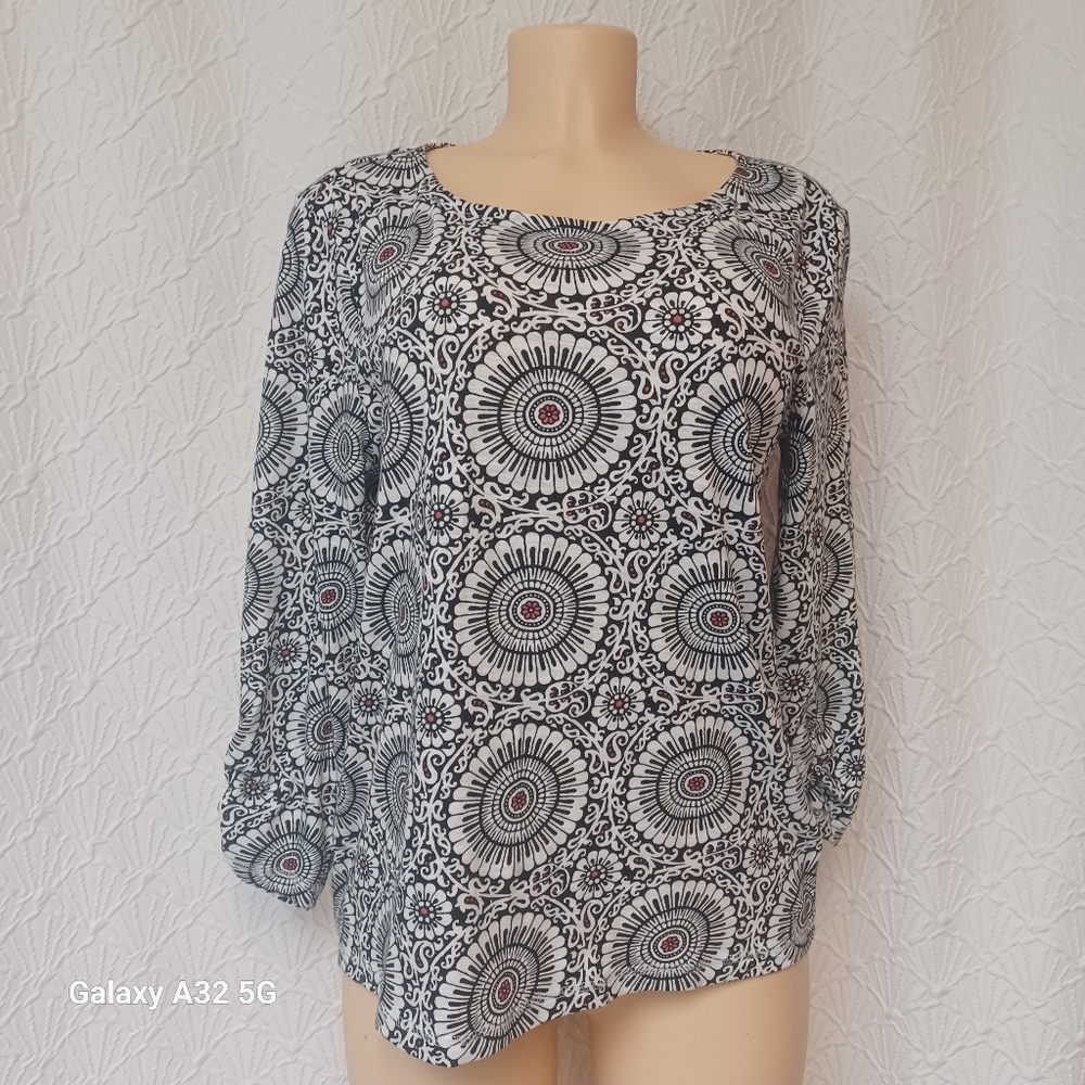 T by Talbots New Women Size LP Black and White Geometric Blouse